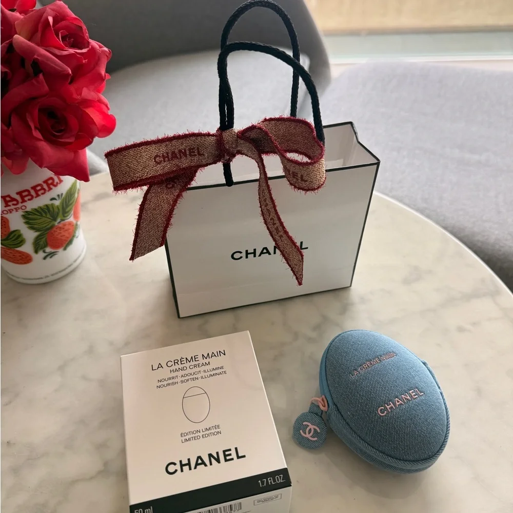 CHANEL Denim Collection La Crème Main Limited Edition with Pouch, Bag, Ribbon - Picture 2 of 2